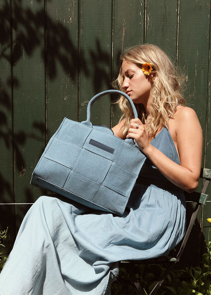 Luna Moon Camden Cervino Mid Tote - Denim Washed