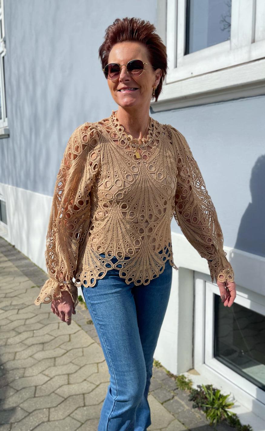 Say INA Copenhagen Bluse - Tanna - Camel