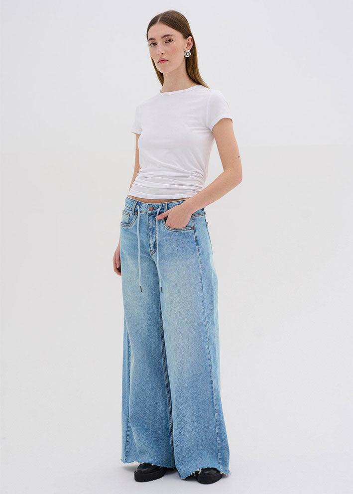 My Essential Wardrobe Dango XWide Jeans - Light Blue Retro Wash