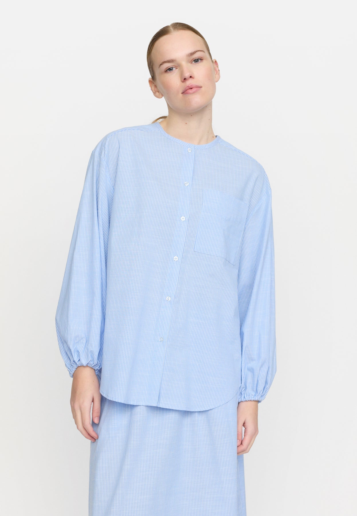 Soft Rebels Ebbi Shirt SR325-706 Vista Blue på udsalg