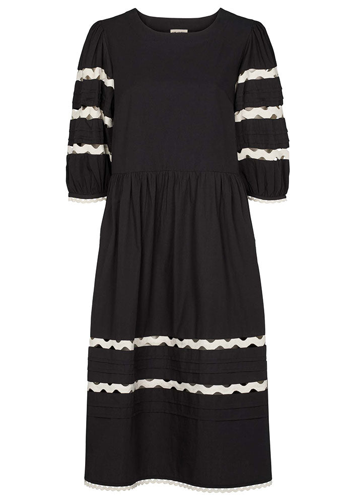 Esmé Studios Maddy Dress - Black