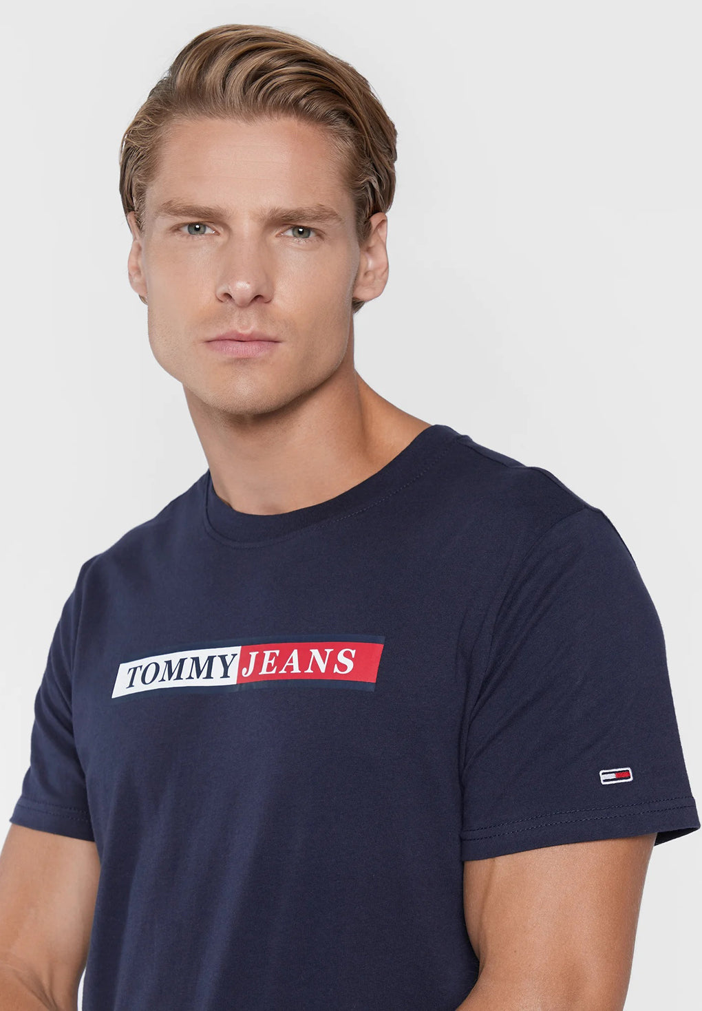Tommy Hilfiger TJM Slim Essential Logo T-Shirt