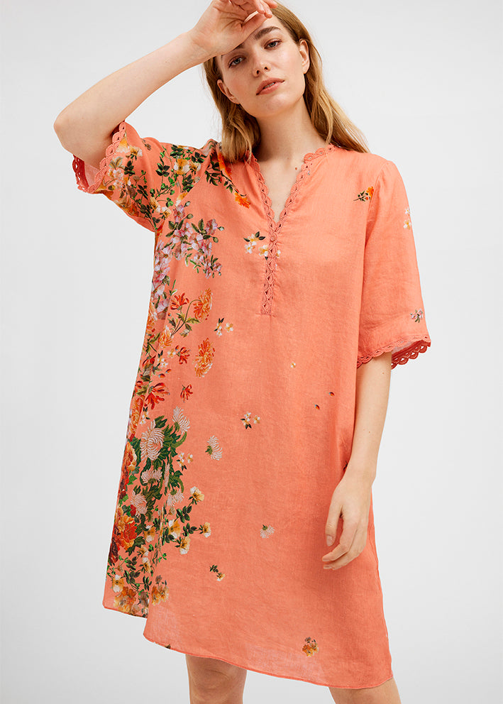 Gustav Costa shirt dress 49517-85309 Kjole - Coral w. Embr. Flower Print Levere