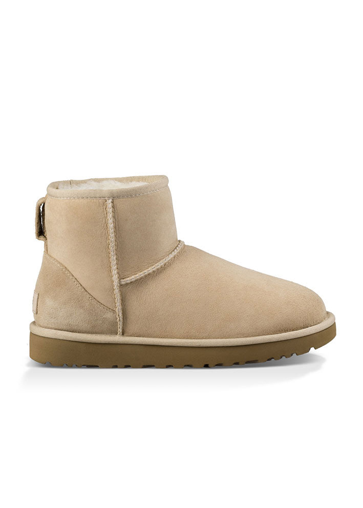 UGG Classic Mini ll Boot - Støvler - Sand