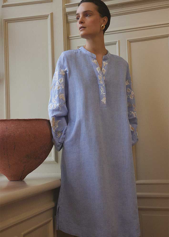Gustav Madonna Kjole 56507 Vista Blue Levere