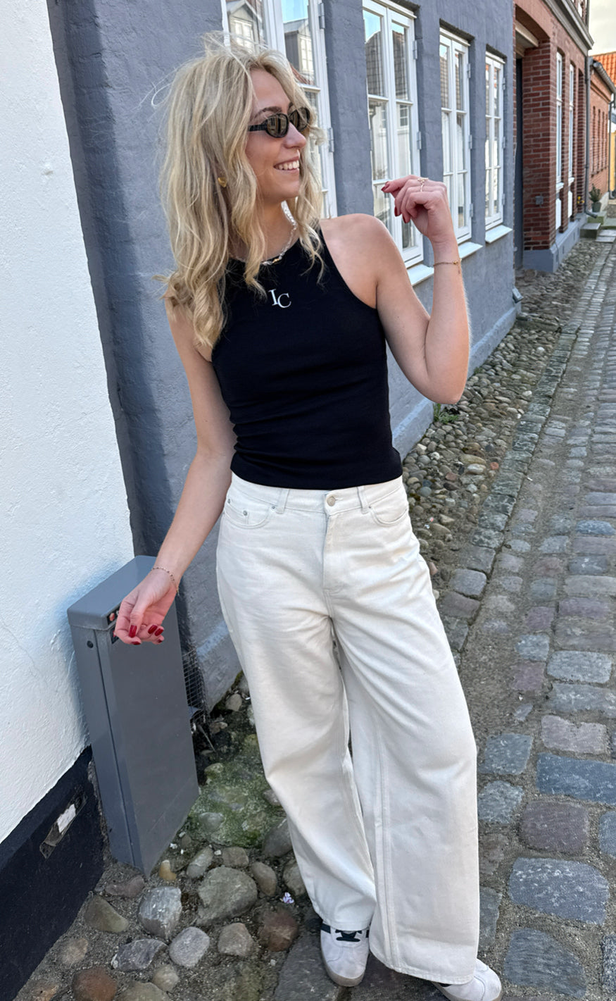 Say INA Copenhagen Top - Lea Logo - Black Mode