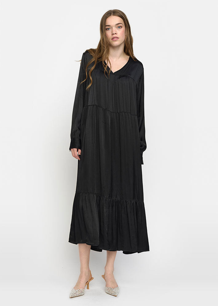 Soft Rebels Madelyn Freja Dress SR624-710 Striped Jacquard Black
