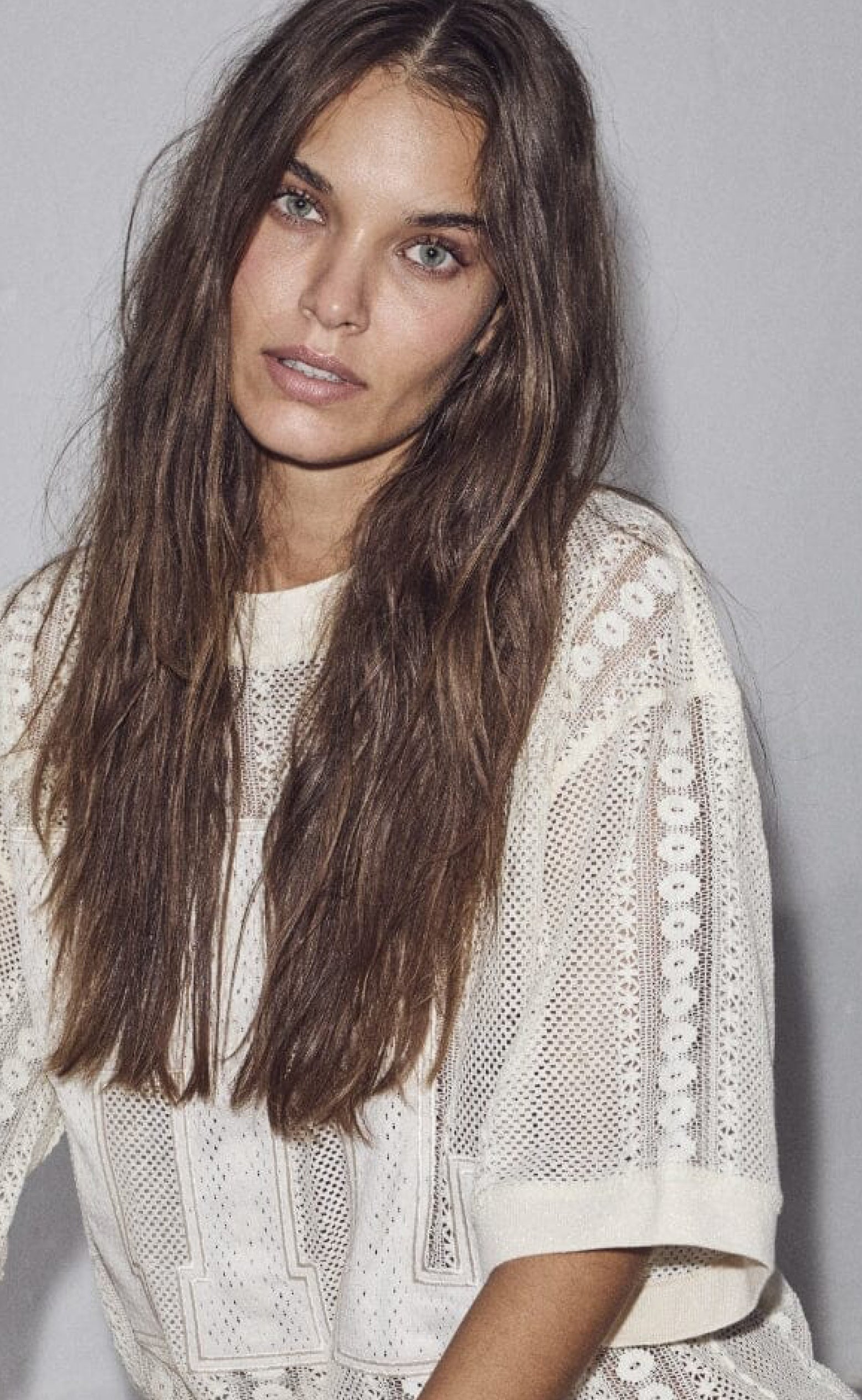 Haute L'Amitié T-Shirt - Rough Lace Team - Off-White