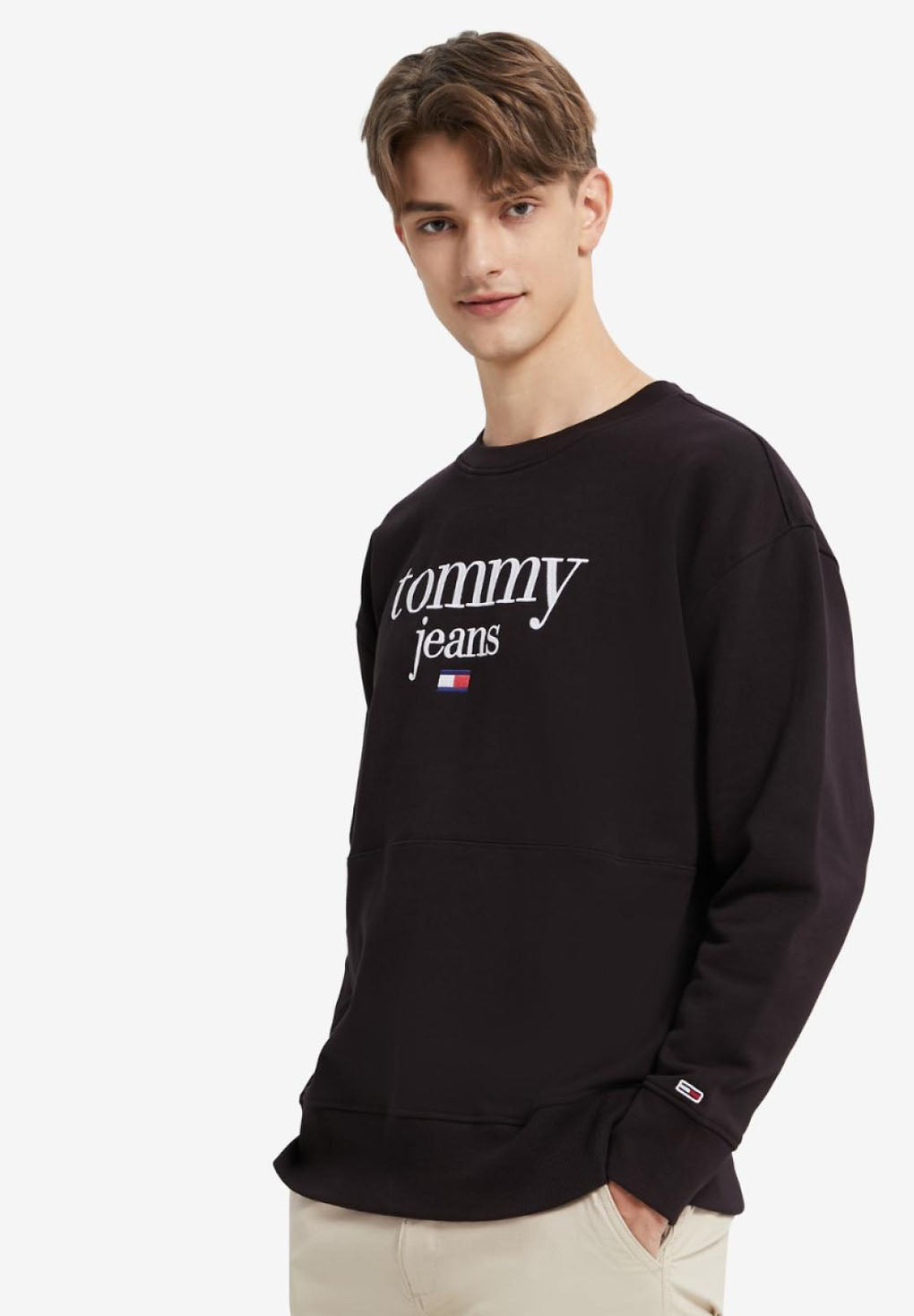 Tommy Jeans TJM Modern Corp Logo Sweatshirt