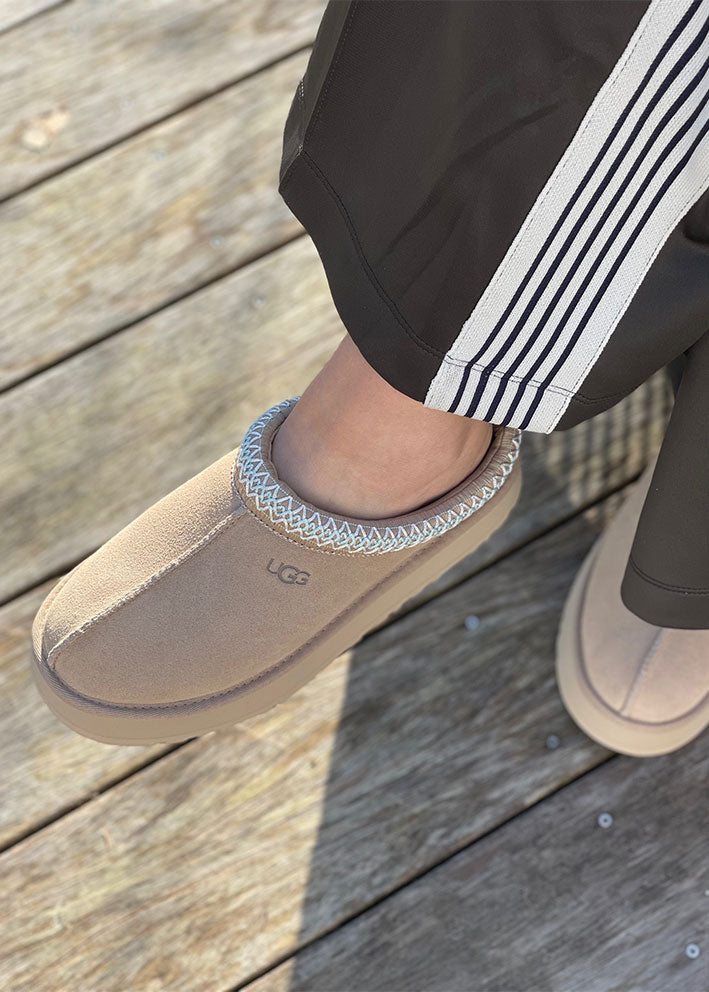 UGG Tazz Platform Sko - Sand
