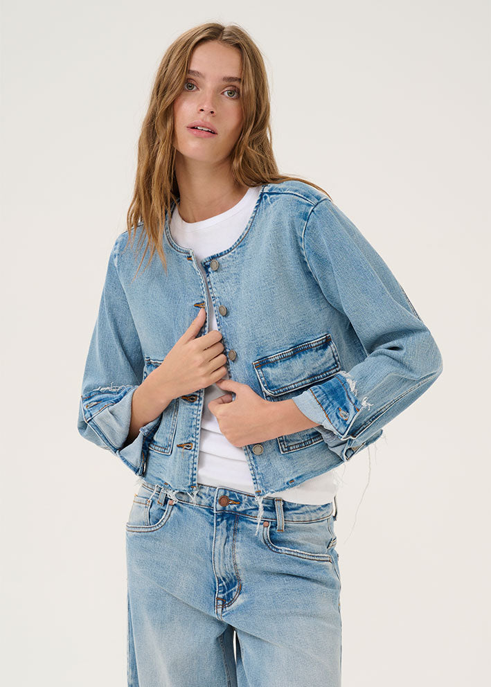 My Essential Wardrobe Dango Short Jacket - Light Blue Retro Wash