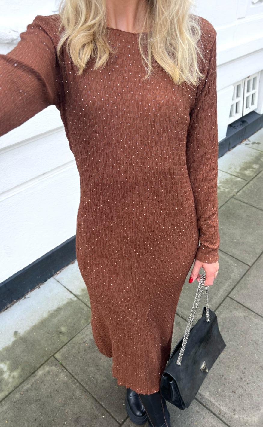 Say INA Copenhagen Kjole - Anita - Brown W. Gold Dots Online Hot Salg