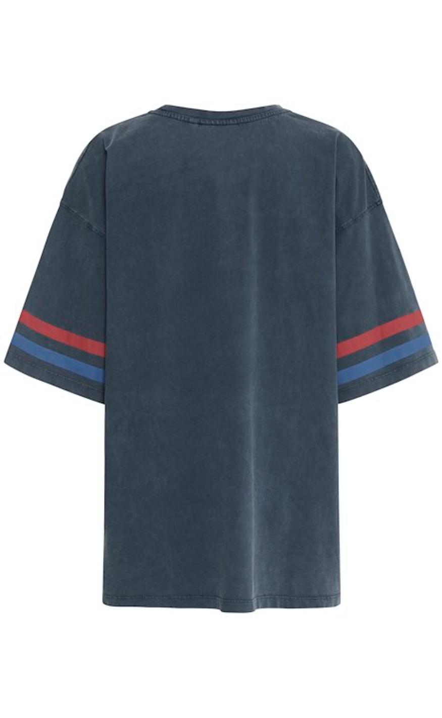 BALL Original T-shirt - Noemi - Sky Captain Udsalg