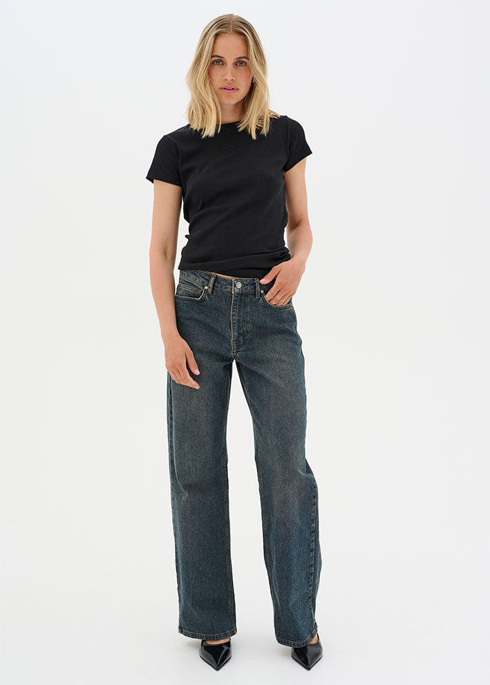 My Essential Wardrobe Mandy Logo T-shirt - Black Udsalg