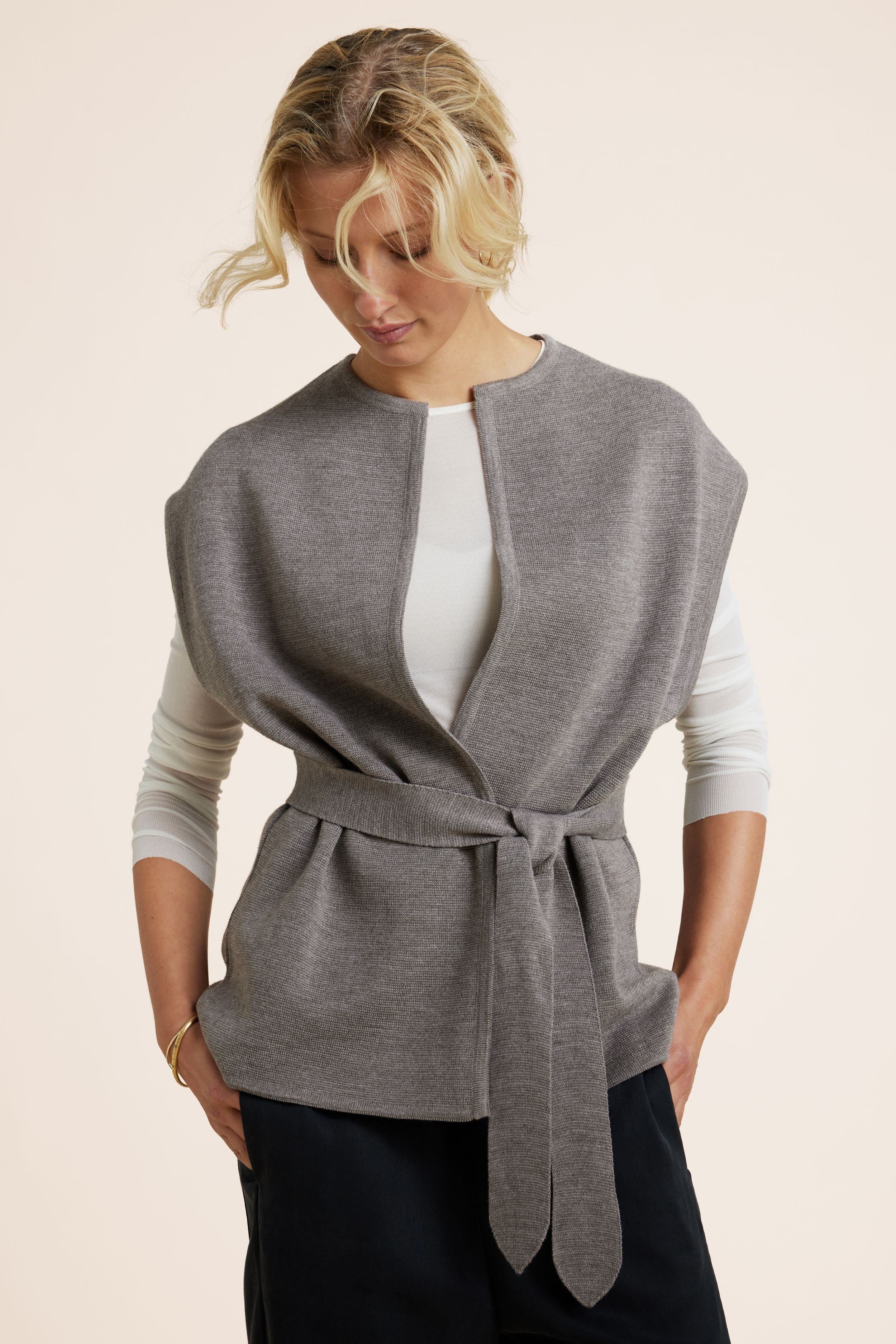 Sibin Linnebjerg Nora Vest - Dark Sand