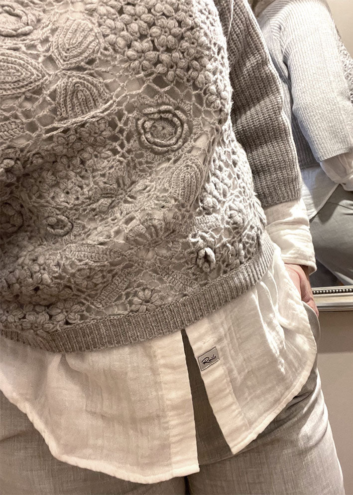 Gustav Maddie short knit cape 52404 Steel Levere