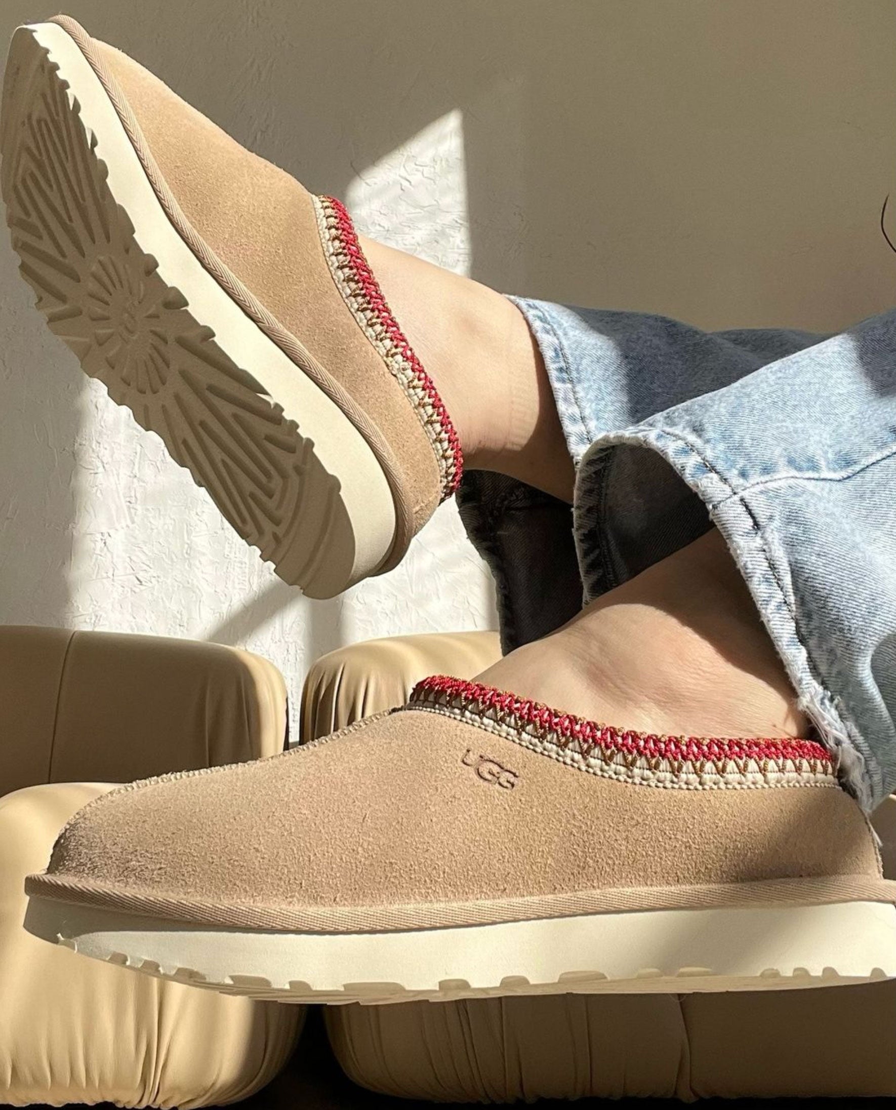 UGG Tasman Slipper Sko - Sand