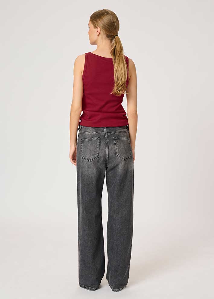 My Essential Wardrobe Mandy Logo Top - Burgundy Red