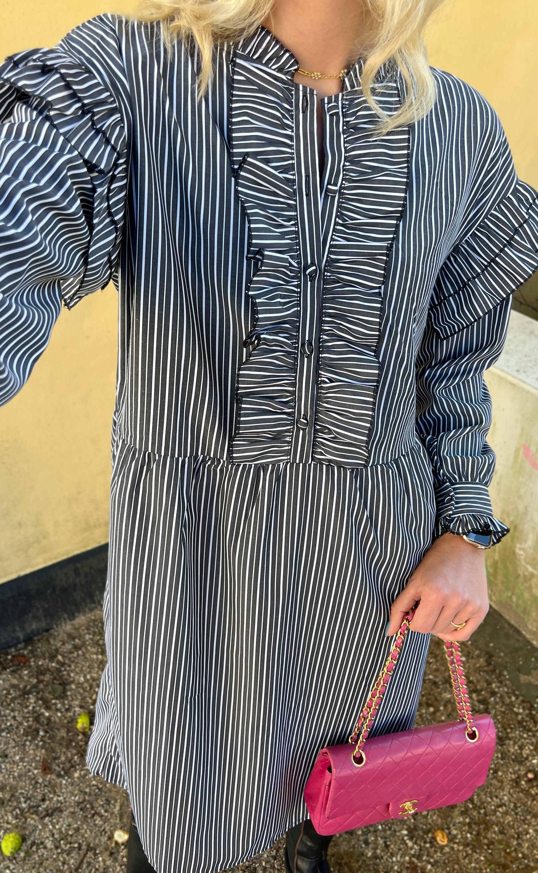 Say INA Copenhagen Kjole - Emilie - Black Striped