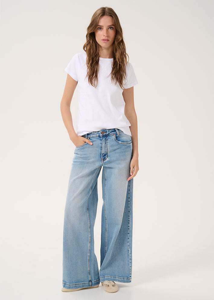 My Essential Wardrobe Dango 144 High X-Wide Jeans - Light Blue Retro Wash