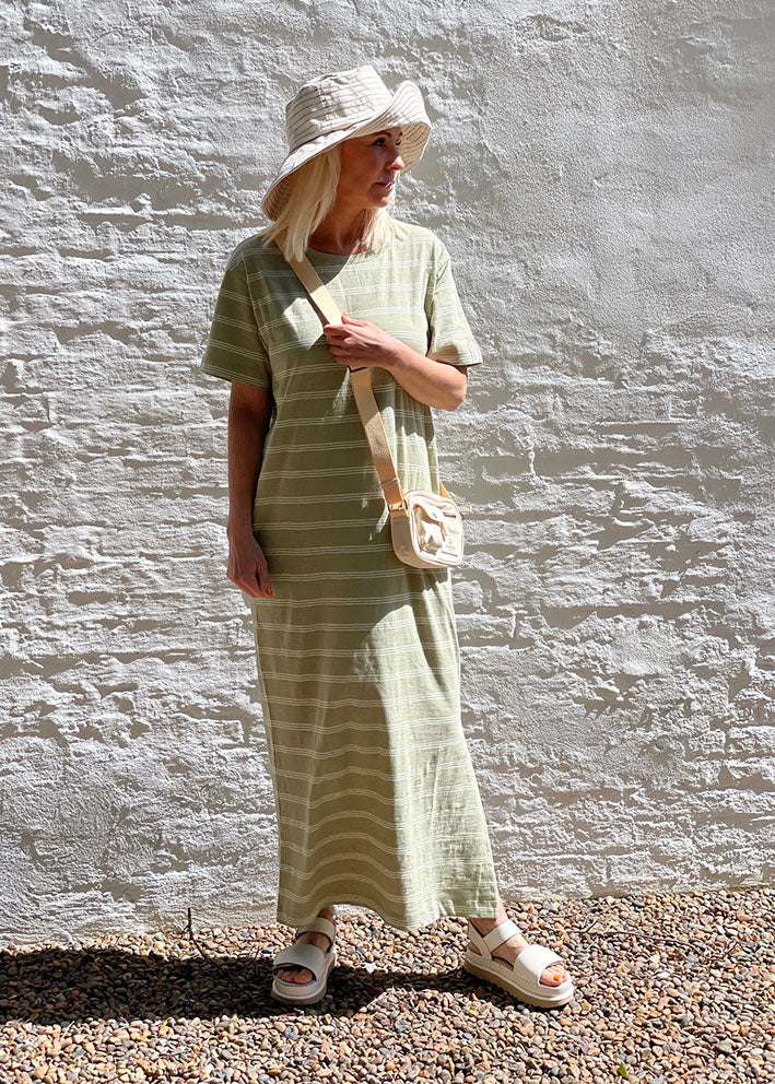 Esmé Studios Emmie Tee Dress - Kjole - Elm/Lime Cream Stripe