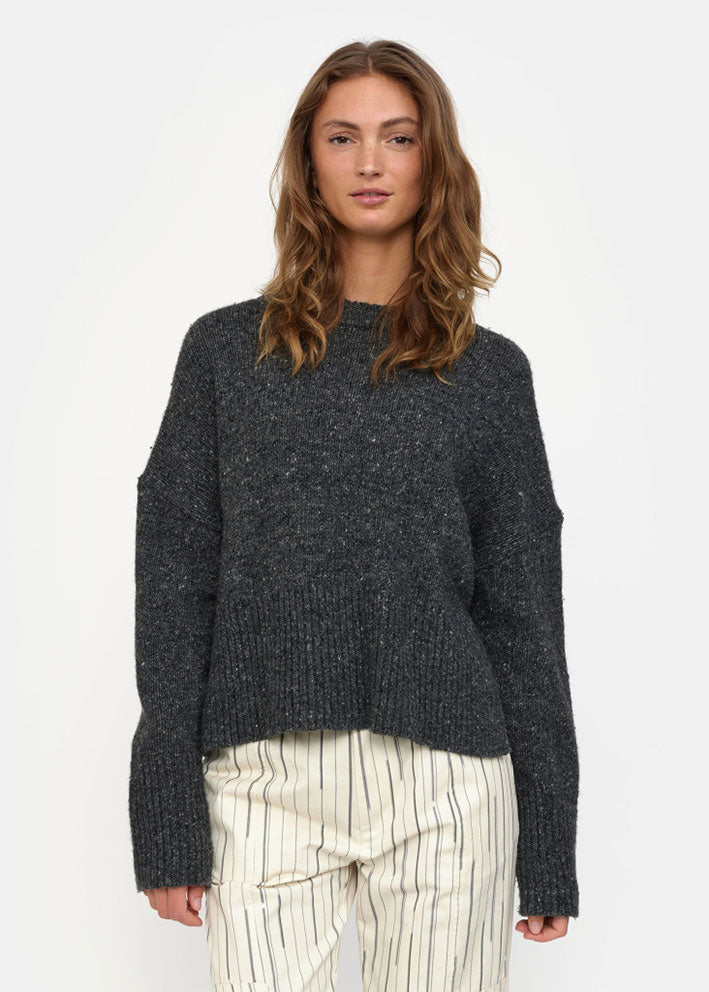 Esmé Studios Viola Sweater - Magnet Hot på udsalg