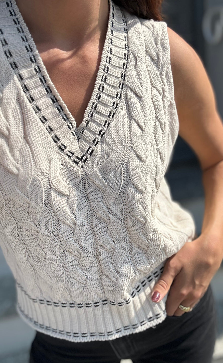 Noella Vest- Gio Knit - Ivory Rabat