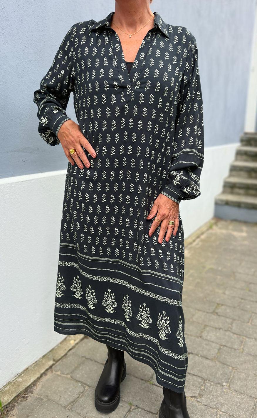 Say INA Copenhagen Kjole - Camma - Black W. Print Online